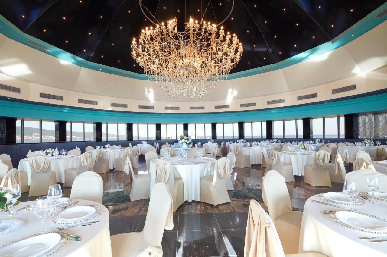 Planeta Hotel & Aquapark Free Beach Access Sunny Beach Exterior photo The ballroom