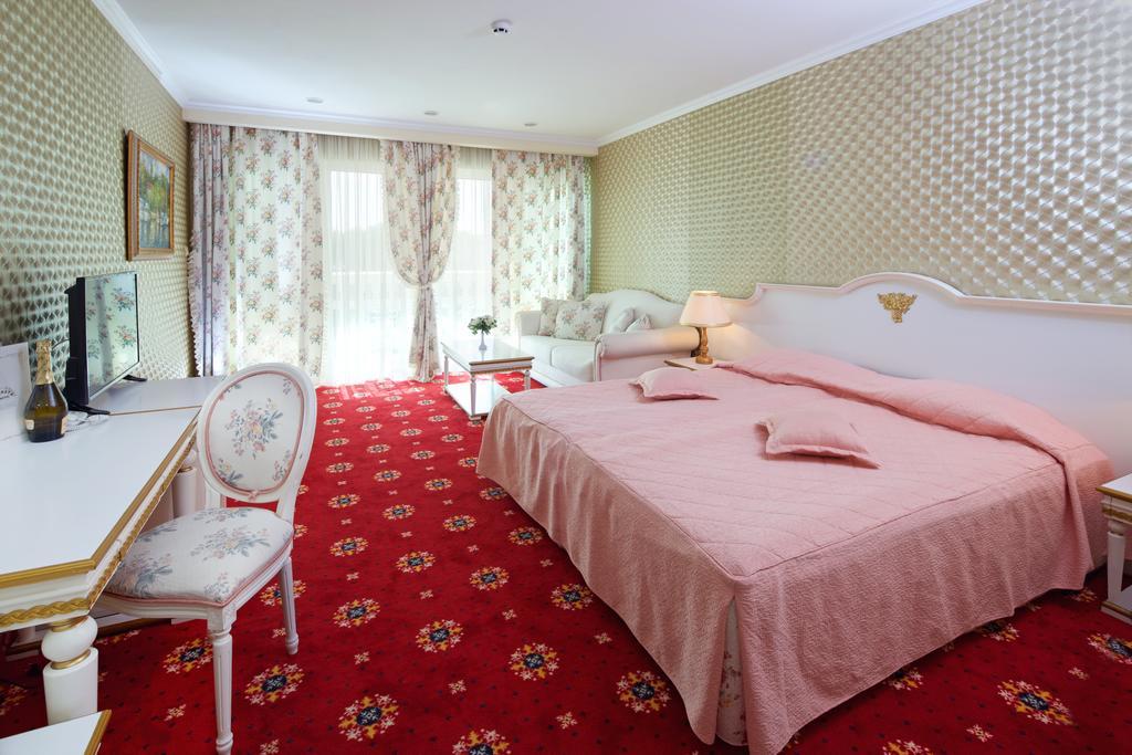 Planeta Hotel & Aquapark Free Beach Access Sunny Beach Exterior photo